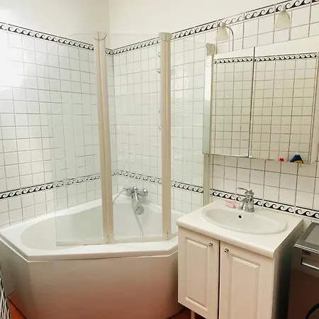 Maison Bord De Mer, Proche La Rochelle, A 3 Minutes Casa de Férias